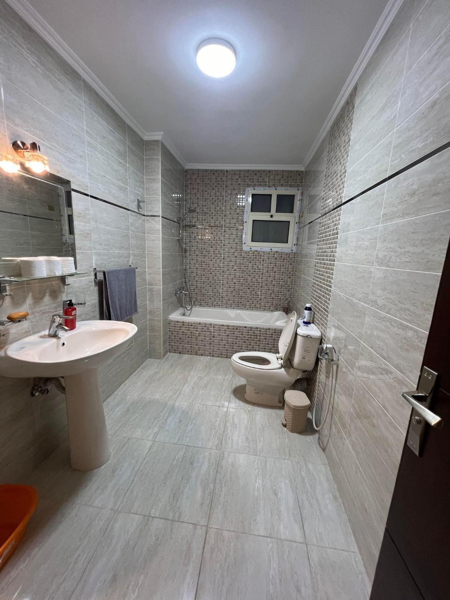Comfy Luxurious Apartments In Central Location In Mansheyet El Bakry East Kairo Exterior foto